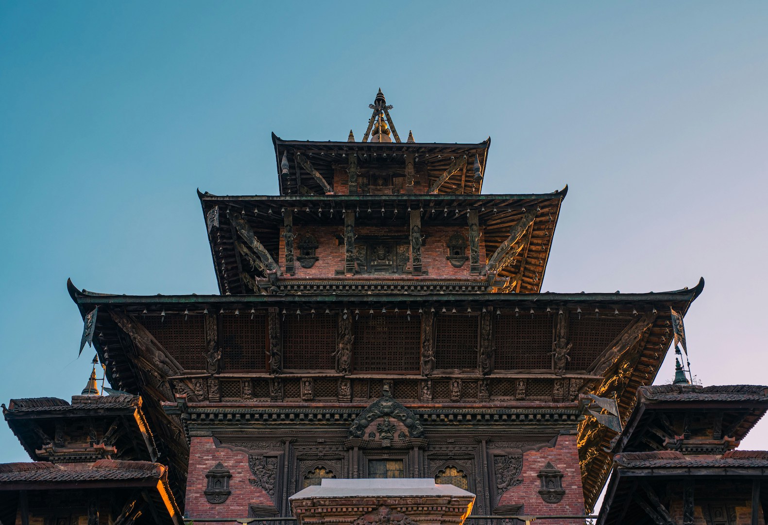 Nepal Luxury Circuit: Kathmandu, Pokhara & Chitwan